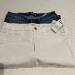 2 pack Hollister Womens Jeans